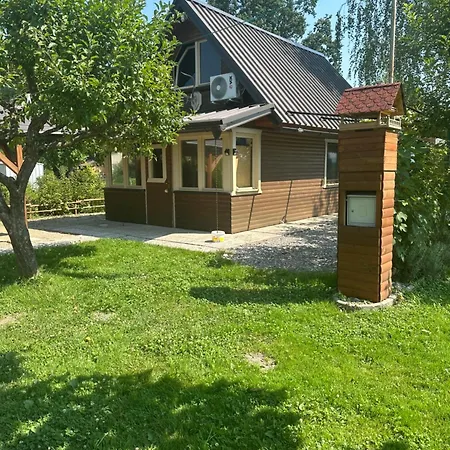 Mocvirski Tulipan Chalet Ljubljana