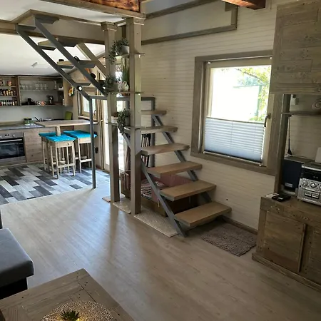 Alpesi faház Mocvirski Tulipan Ljubljana