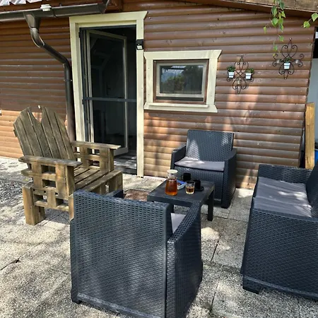 Chalet Mocvirski Tulipan Ljubljana