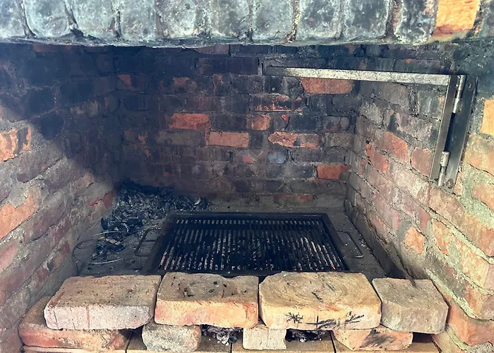 شاليه Mocvirski Tulipan